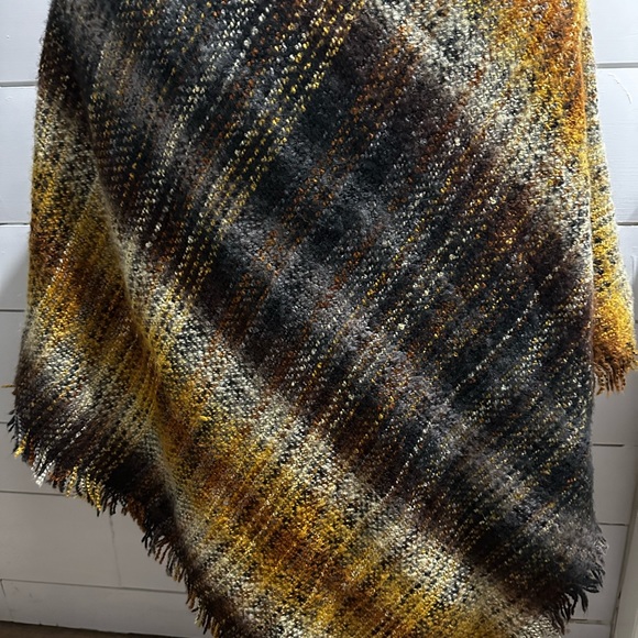 Shawl Multi Color Button Front One Size Brown Black Yellow Orange - Picture 10 of 16